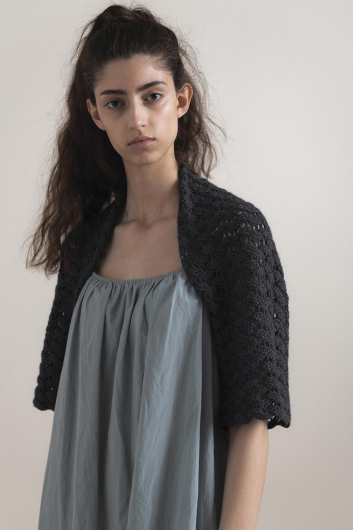 Våg - gehaakte schouderwarmer