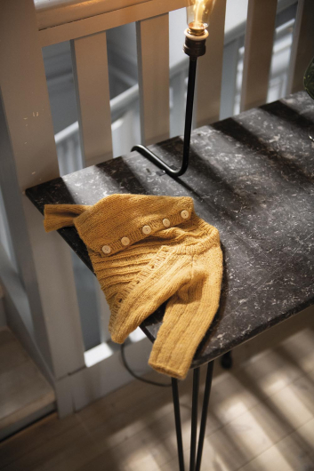 Skara - babyvestje in boordsteek