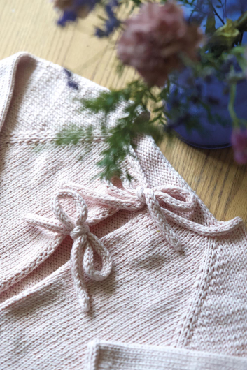 Stureby - kindervest met striksluiting