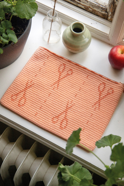 Stora saxaren - gehaakte etui