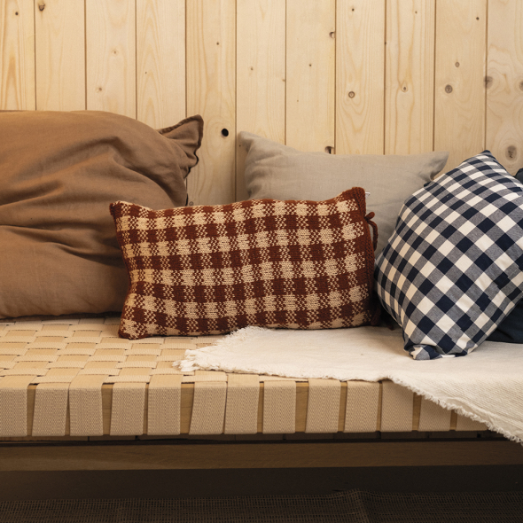 Hazelwood Halo Pillow - kussen met een schotse rut