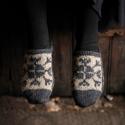 Smide - patroongebreide sloffen